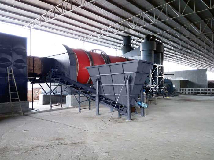 污泥烘干機(jī)在烘干污泥的整個(gè)過程中，污泥水分的蒸發(fā)和擴(kuò)散持續(xù)、交替的進(jìn)行