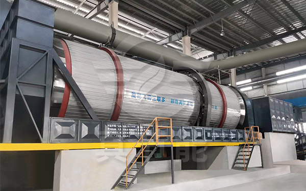 新型污泥干燥機(jī)運轉(zhuǎn)現(xiàn)場 新型污泥干燥機(jī)運轉(zhuǎn)現(xiàn)場
